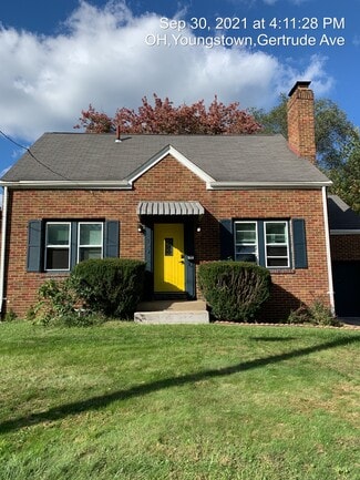 32 Gertrude Ave, Youngstown, OH 44512