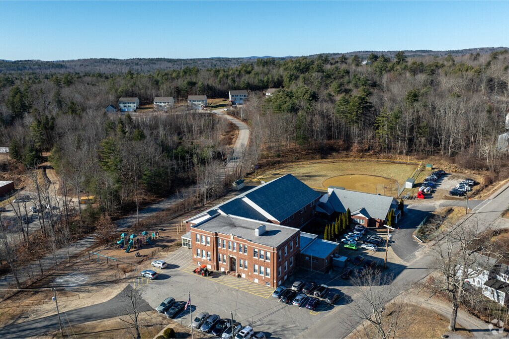 Milton Elementary School is a public school in Strafford County.