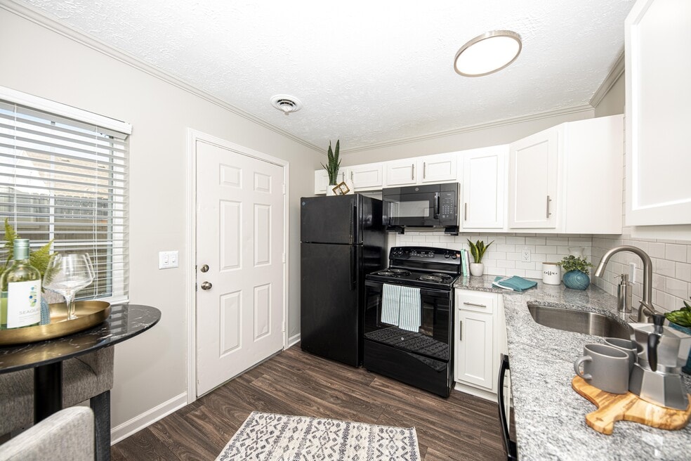 Ashton on Main, Nicholasville, KY 40356 - photo 1