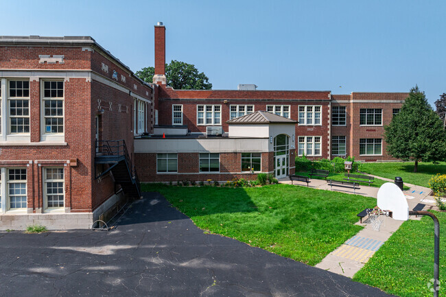 Longfellow Elementary School