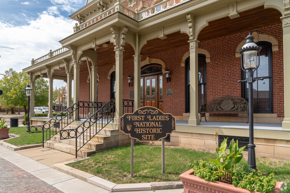 NH_EastEndNorth_548464_P2_V1_JK_042525