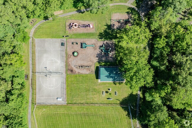 Families and local residents enjoy playing at Lewis Parklet.