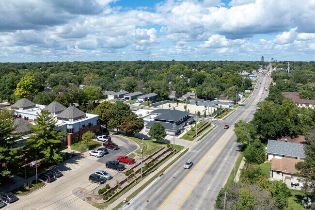 Watrous South is a bustling residential neighborhood just south of Downtown Des Moines..