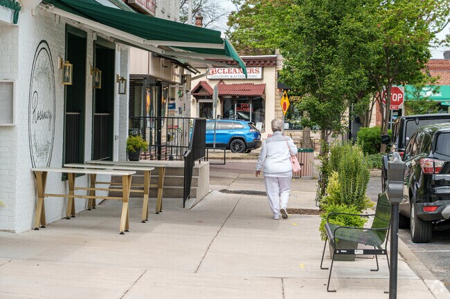 Shops and restaurants line Hinckley Ave in Ridley Park making it very walkable.