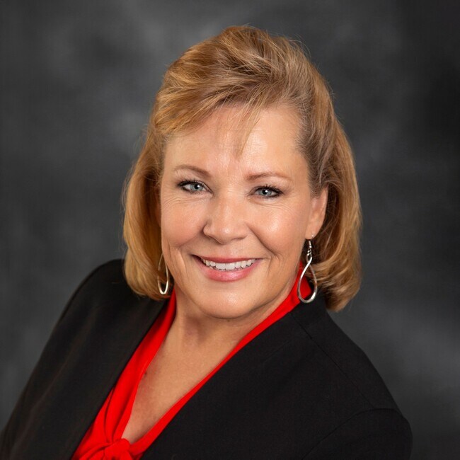 Faith Jansen Real Estate Agent in Omaha, NE