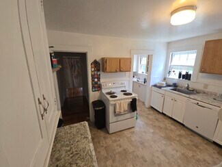 281 Lowell Ave Unit 1, Newton, MA 02460