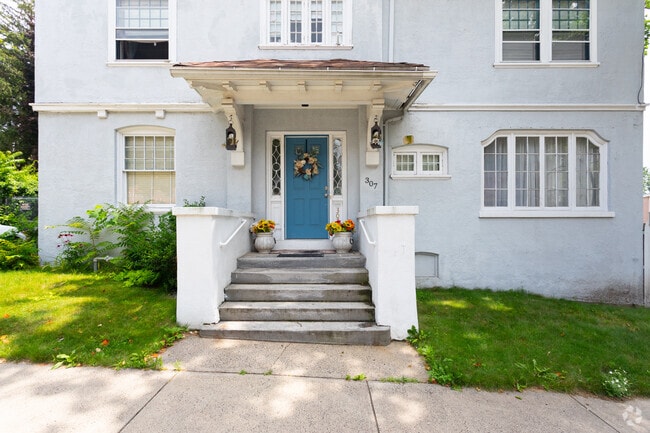 This is one of the homes that inspired Dr. Suess.