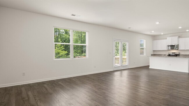 170 Aster Ave, Locust Grove, GA 30248 - photo 4