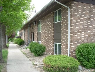 225 1st St SW Unit 4, Wells, MN 56097