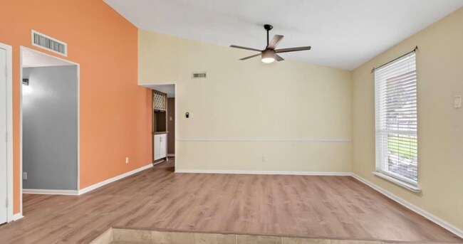 2239 Fairgreen Dr, Missouri City, TX 77489 - photo 5