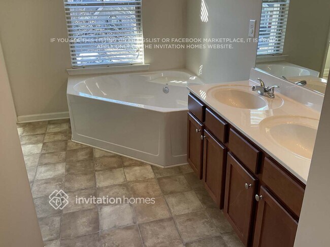 1472 Ewing Farm Dr, Loganville, GA 30052 - photo 7