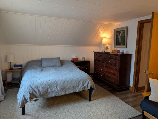 Large living room or bed