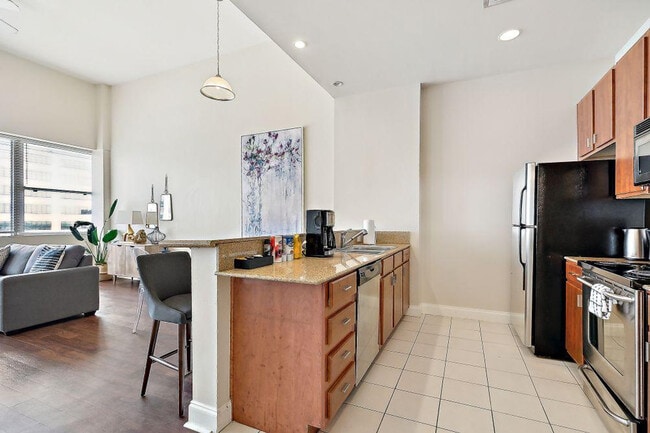 925 Common St unit ID1266897P, New Orleans, LA 70112 - photo 3