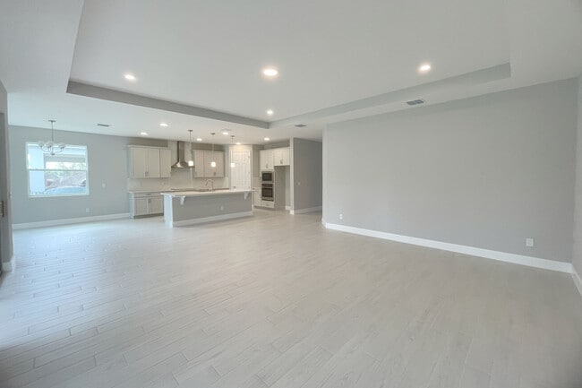 5439 Park Guell St, Saint Cloud, FL 34771 - photo 7