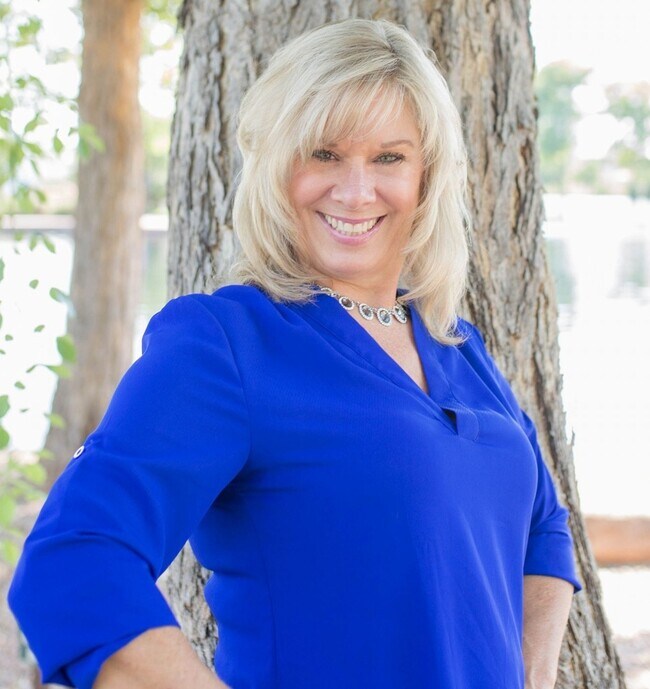 Gloria Williams