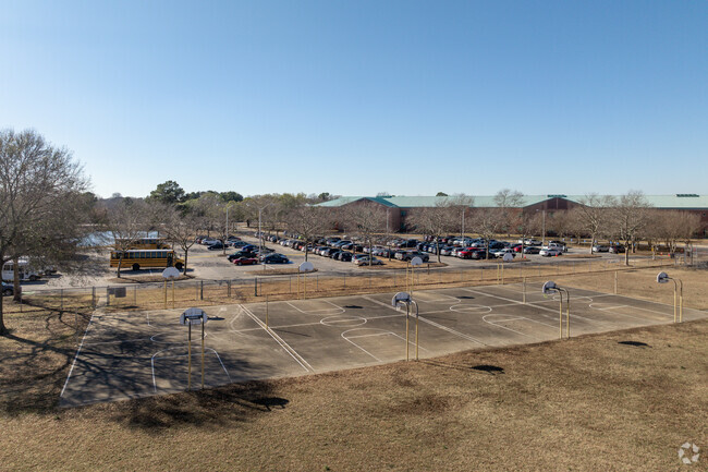Larkspur Middle School