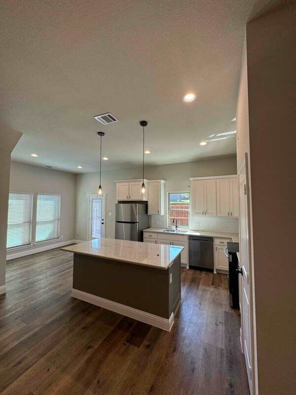 721 N Jefferson St unit 1195, Pilot Point, TX 76258 - photo 1