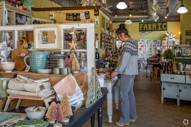 Digs is a yarn store and gift shop in Kingfield on 38th and Grand.