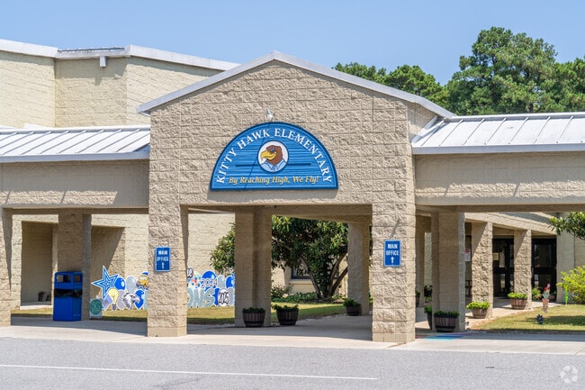 The academics at Kitty Hawk Elementary School receive top ranks.