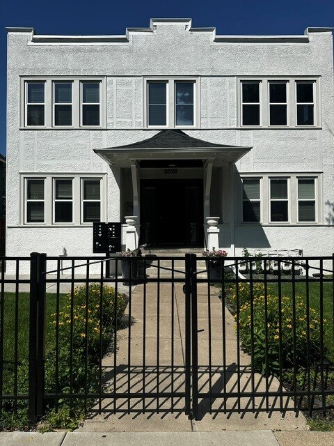 3528 Bloomington Ave Unit 6, Minneapolis, MN 55407