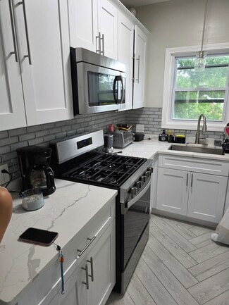 69 Langdon St Unit 2nd Floor, Providence, RI 02904