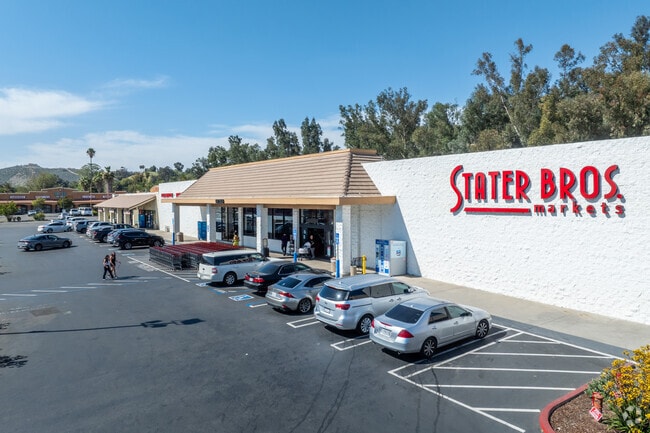 Stater Bros is one of two major grocery stores that are closest to Lake Edge residents.