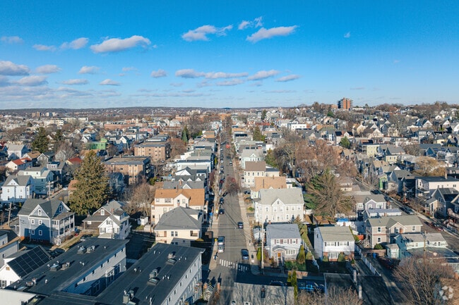 Many residential Homes line the streets throughout and around Magoun Square.