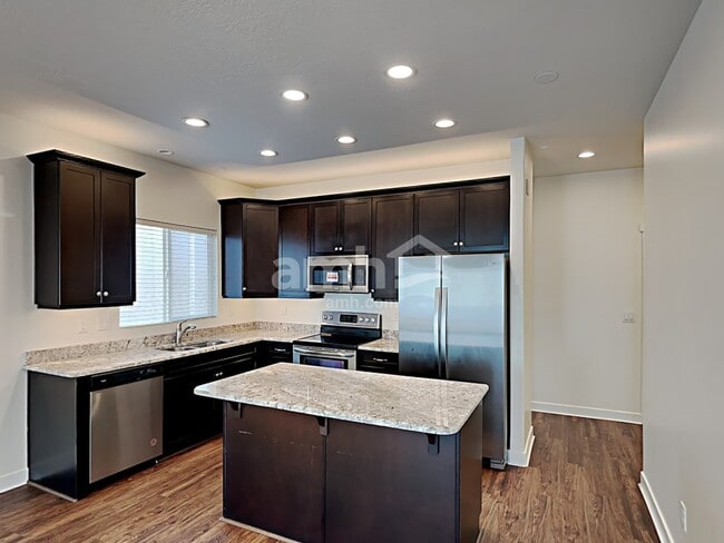 602 W Koins Way, Bluffdale, UT 84065 - photo 3