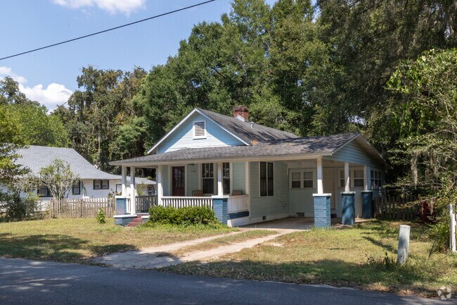 Historic Bungalows can be found tucked under shade trees along the streets of Bagdad, FL.