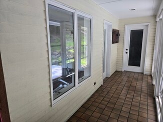 66 Horace Greeley Rd Unit AD, Amherst, NH 03031