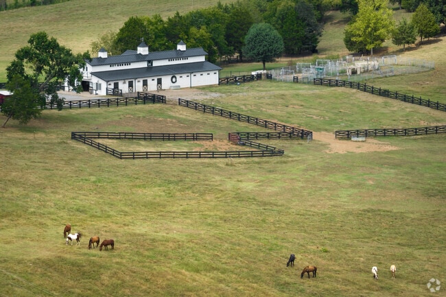 Farmland and horse raising are ways of life in Wildwood.