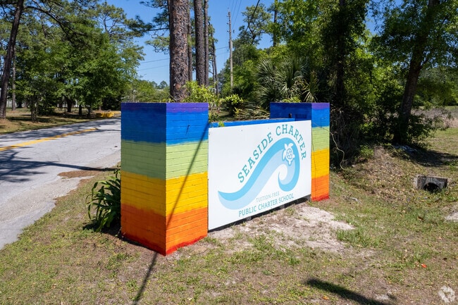 The sign at the entrance of the Somerset Academy.