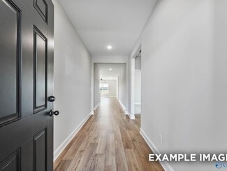 26823 Kyle Ln, Athens, AL 35613