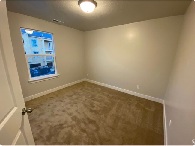 5207 W Cannavale Ln, Herriman, UT 84096 - photo 5