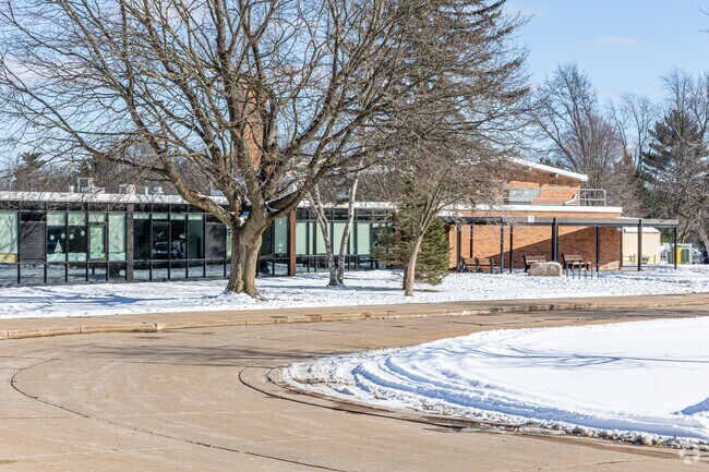 Westlake Elementary School is located in Battle Creek, Michigan.