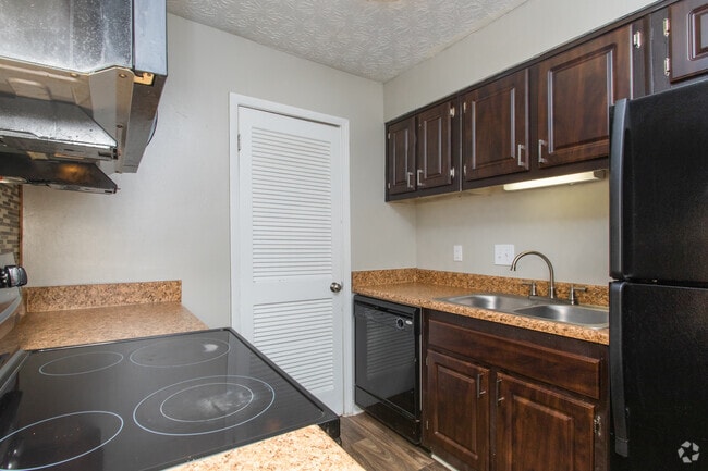 Veritas at East Cobb, Marietta, GA 30067 - photo 3