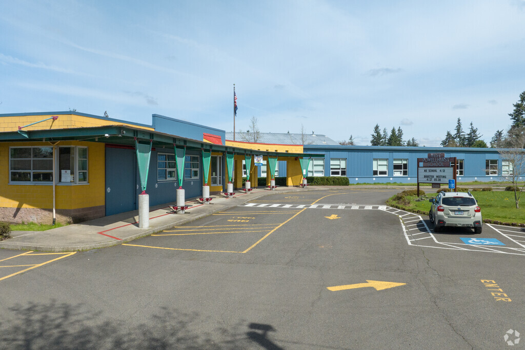 West Powellhurst Elementary on SE 116th Avenue in Powellhurst-Gilbert.