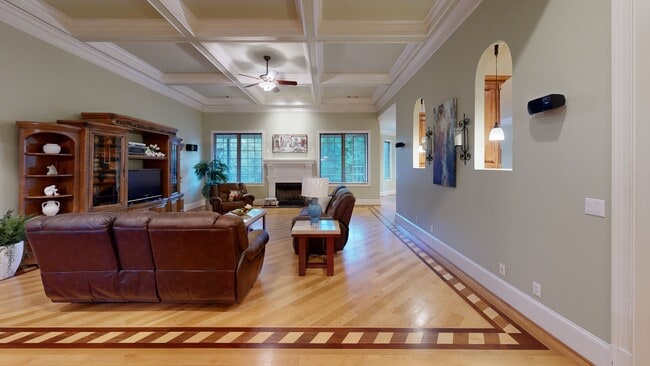 4525 Legacy Ct, Hoschton, GA 30548 - photo 3