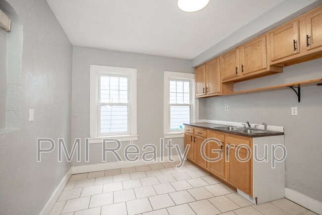 3581 Ingleside Rd unit Down, Shaker Heights, OH 44122 - photo 7