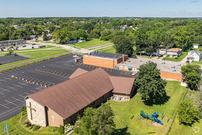 Redeemer Lutheran School is a private elementary school in Green Bay, WI.