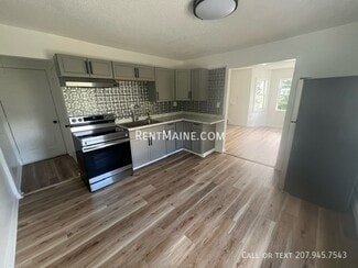 148-150 3rd St Unit 4, Bangor, ME 04401