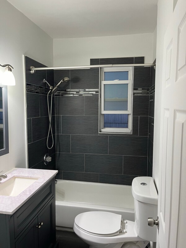 420 Grant St Unit upper, Buffalo, NY 14213