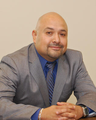 Agent Photo