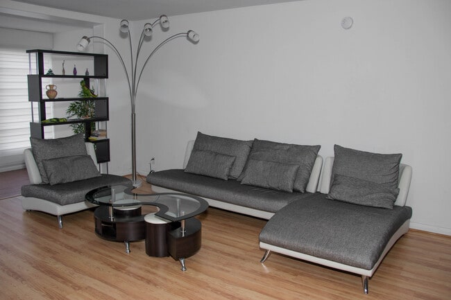 Palm-Aire Condominiums unit 101, Pompano Beach, FL 33069 - photo 2