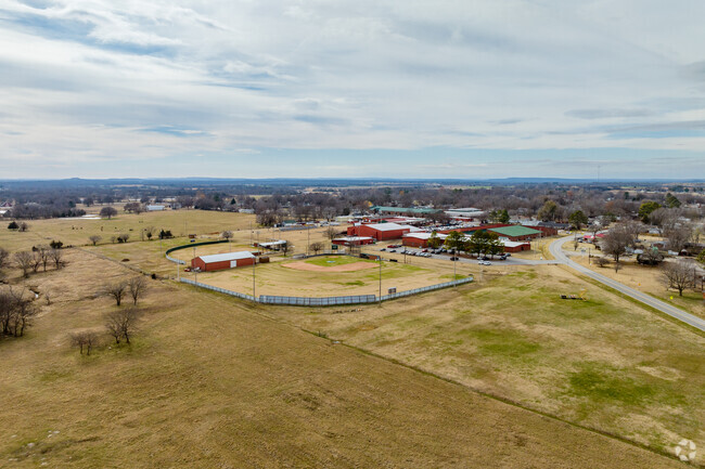 Morris Elementary school offers a dynamic learning environment.