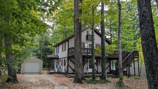 2552 E Birch Ct, Cedar, MI 49621