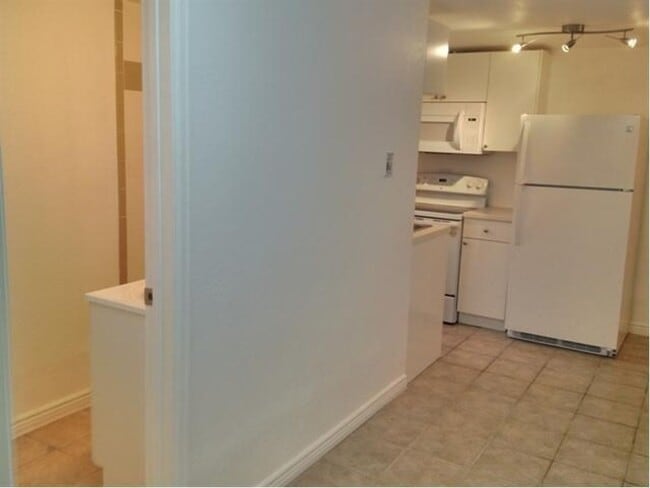 2015 Marshall St, Edgewater, CO 80214 - photo 4