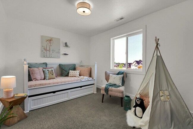 3491 Ammon Rd unit 37877631, Ammon, ID 83406 - photo 7