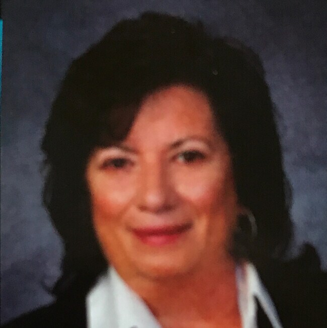 BARBARA ERNST PUCILOWSKI