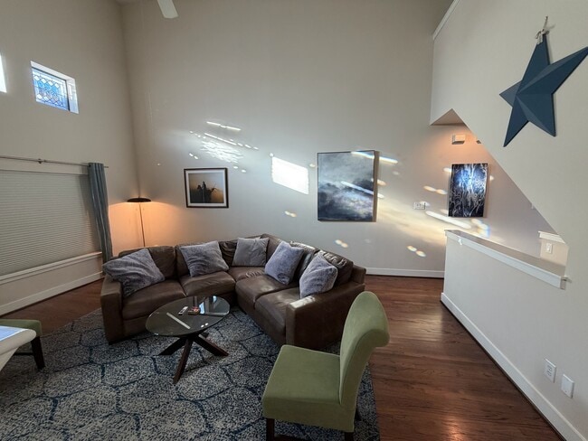 5810 Darling St, Houston, TX 77007 - photo 5